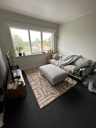 review image 0