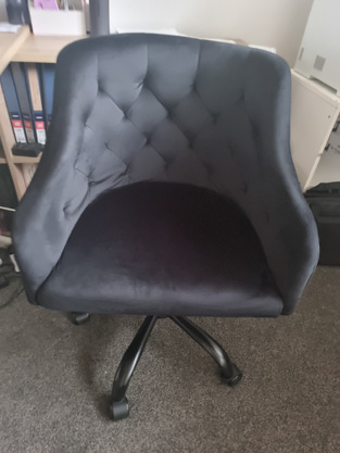review image 0