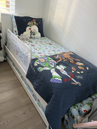 review image 0