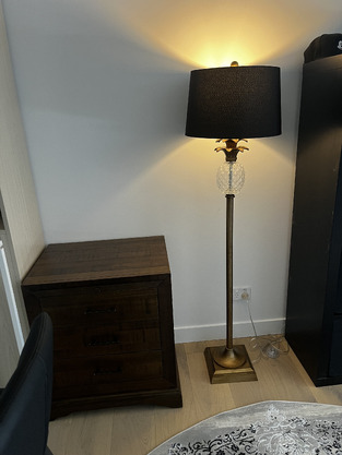 review image 0