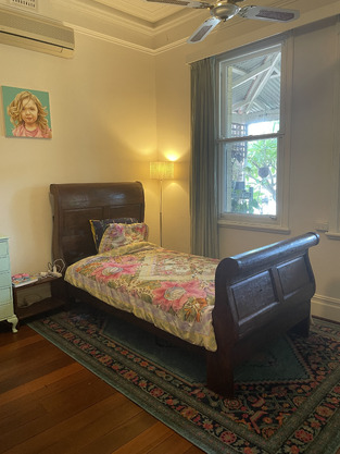 review image 0