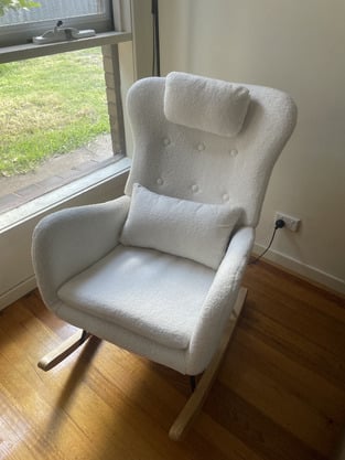 review image 0
