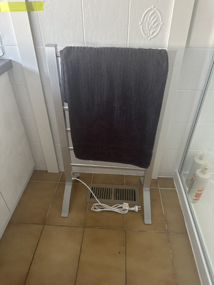 review image 0