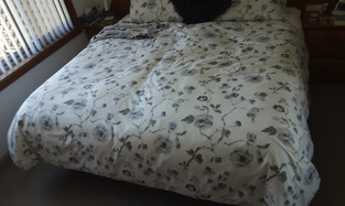 review image 0