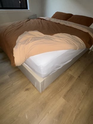 review image 0