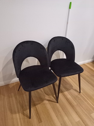 review image 0