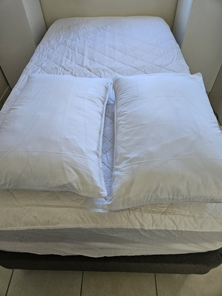 review image 0