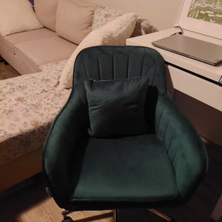 review image 0