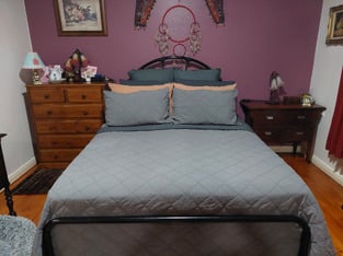 review image 0