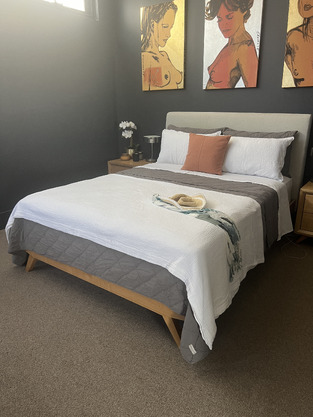 review image 0