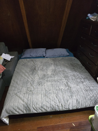 review image 0