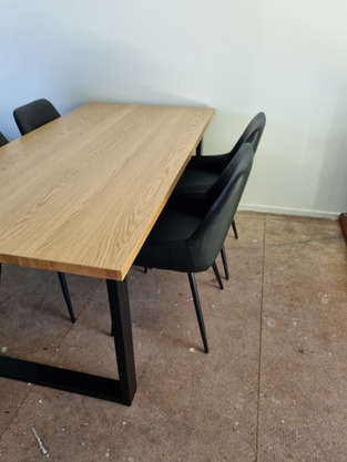 review image 0