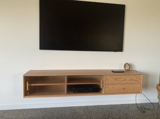 review image 0