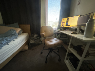 review image 0