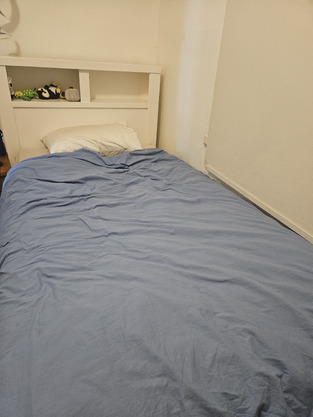 review image 0