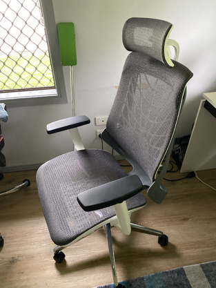 review image 0