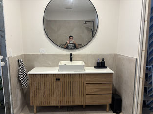 review image 0