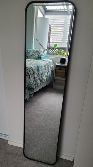 review image 0
