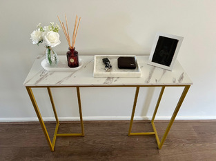 Elvira Console Table