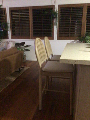 review image 0