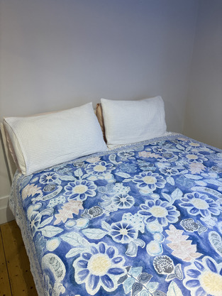White Quiton Boucle Platform Bed