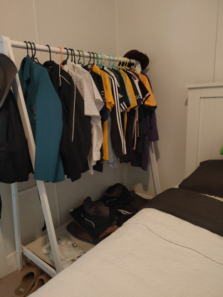 review image 0