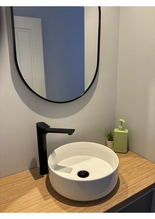 review image 0