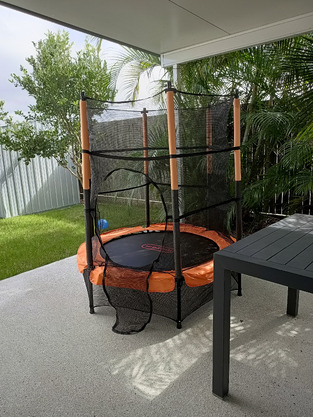 review image 0