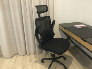 review image 0