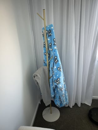 review image 0