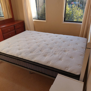 Medium Enola Pocket Spring Mattress