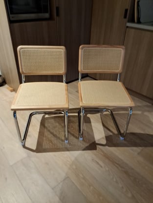 review image 0