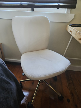 review image 0