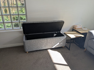 review image 0