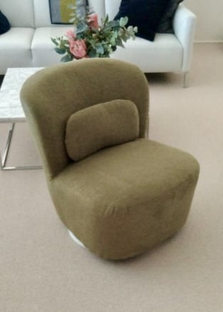 review image 0