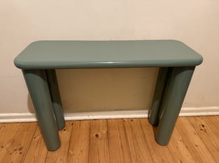 review image 0