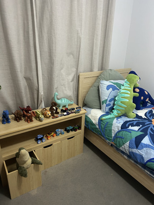 review image 0