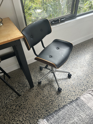 review image 0