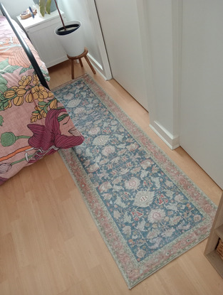 review image 0