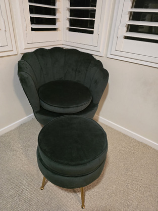 review image 0