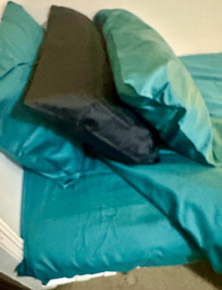 review image 0