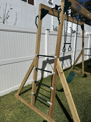 review image 0