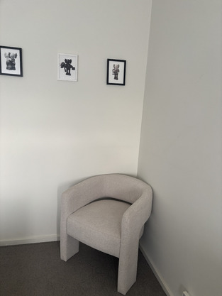 review image 0