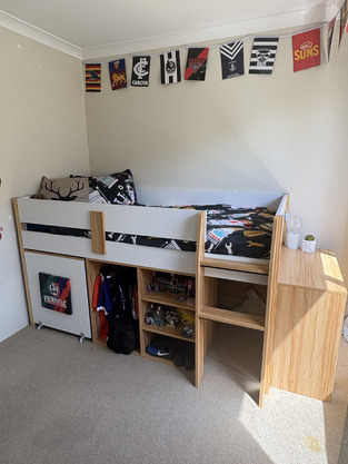 review image 0