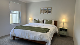review image 0