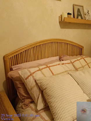 review image 0