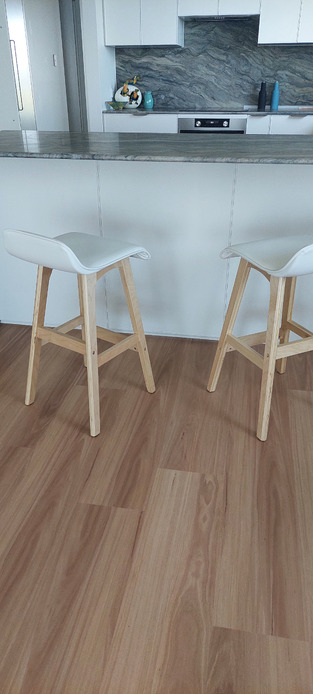 review image 0
