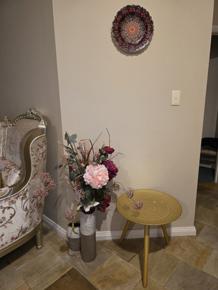 review image 0