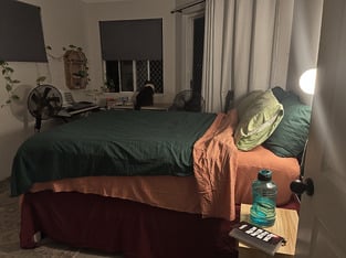 review image 0