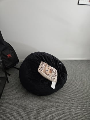 review image 0